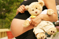 http://missourifamilies.org/images/teens/pregnantwteddybear72-200.jpg